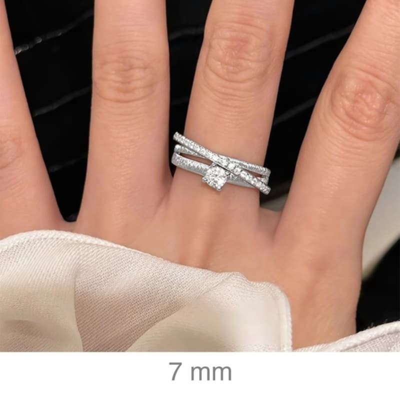 Anillo Triple con Circonitas en Plata Ley