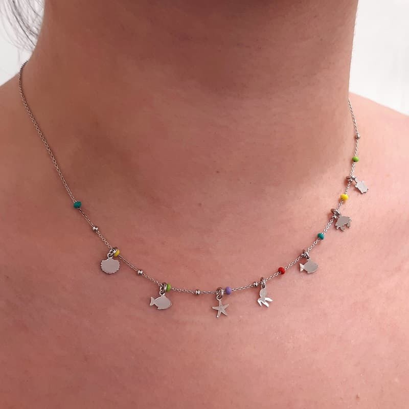 Collar con Charms y Bolitas Multicolores de Plata Ley